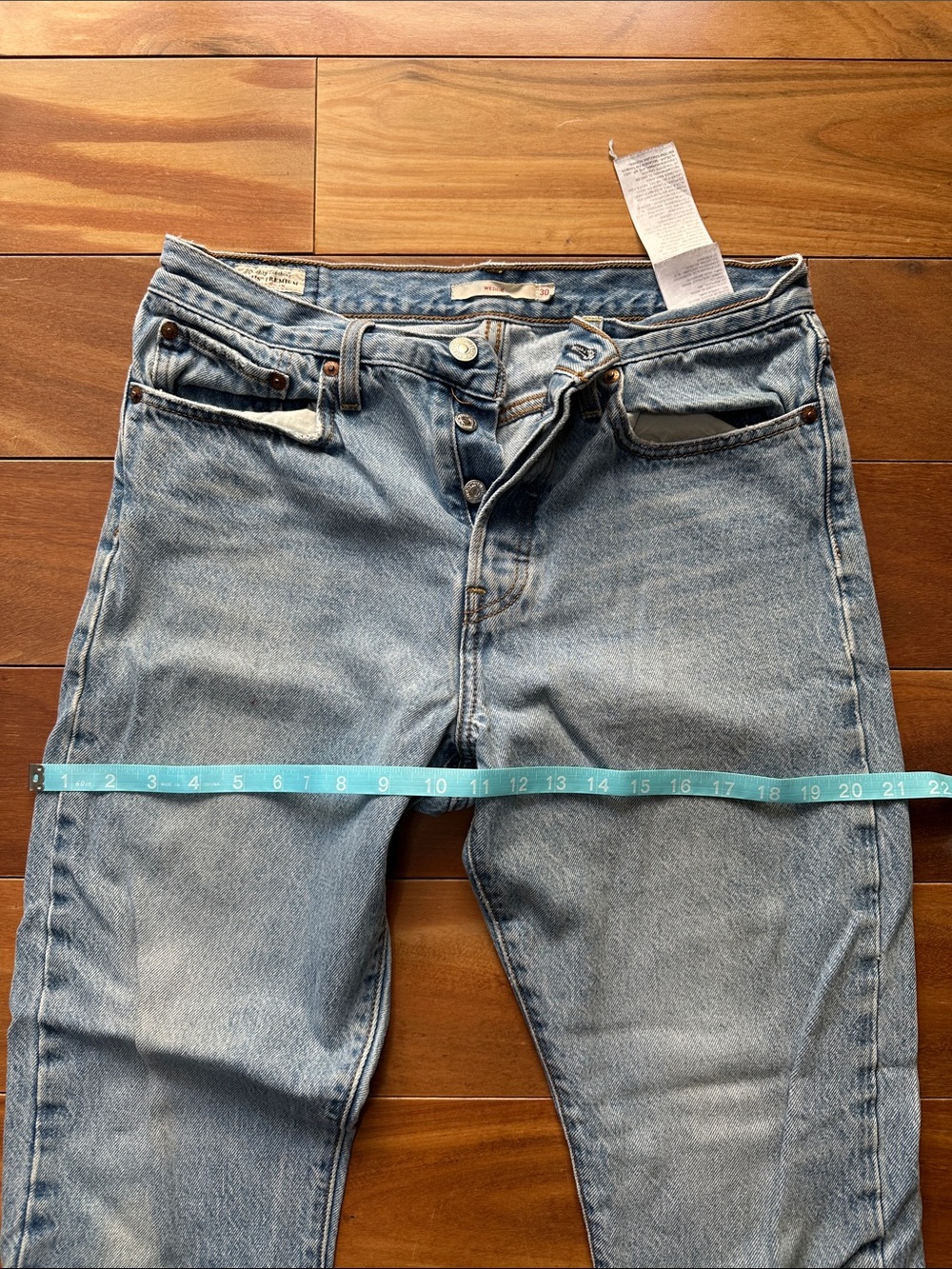 Levis Light Blue Women's High-Rise Jeans 30 - Picture 7 of 15